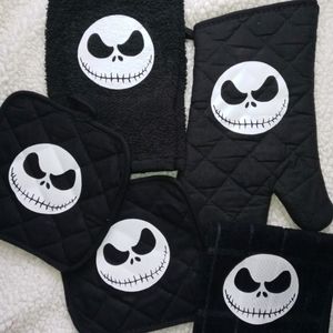 Nightmare before Christmas Jack Skellington Kitchen Oven Mitt Set